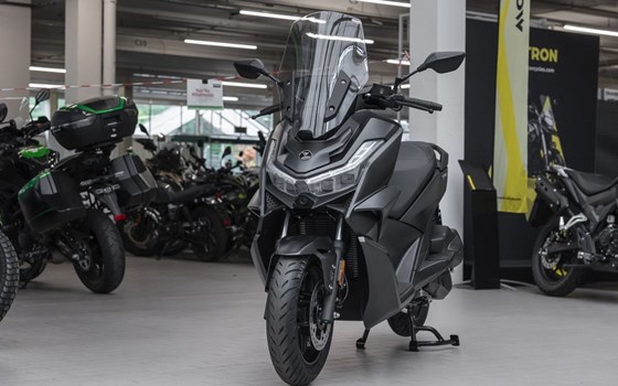 Neufahrzeug Voge SR3 - Bild 3