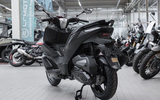 Neufahrzeug Voge SR3 - Bild 5