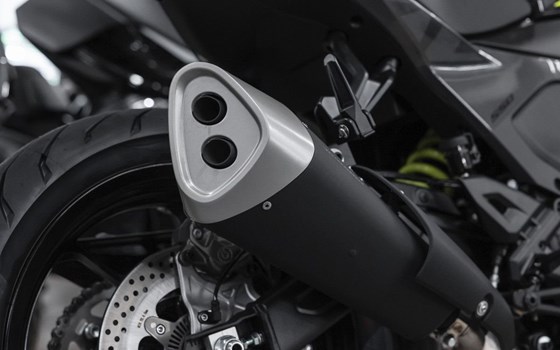 Neufahrzeug Benelli Tornado 550 - Bild 10