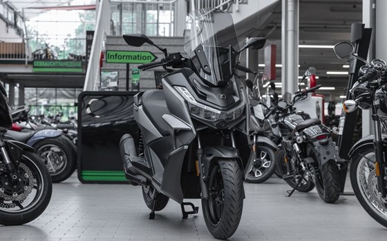 Neufahrzeug Voge SR3 - Bild 2