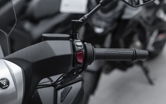 Neufahrzeug Voge SR3 - Bild 9