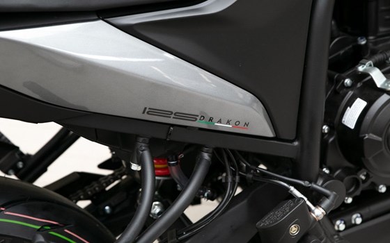 Neufahrzeug Malaguti Drakon 125 ABS - Bild 10