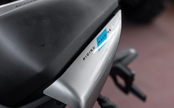 Neufahrzeug CFMOTO 450NK - Bild 13