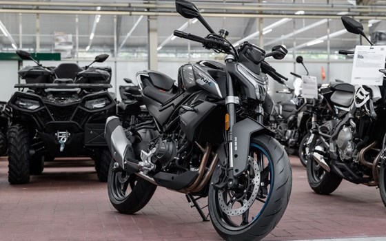 Neufahrzeug CFMOTO 450NK - Bild 2