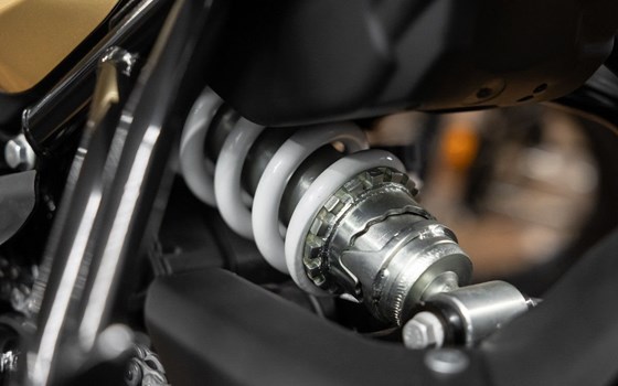 Neufahrzeug Royal Enfield Guerrilla 450 - Bild 12