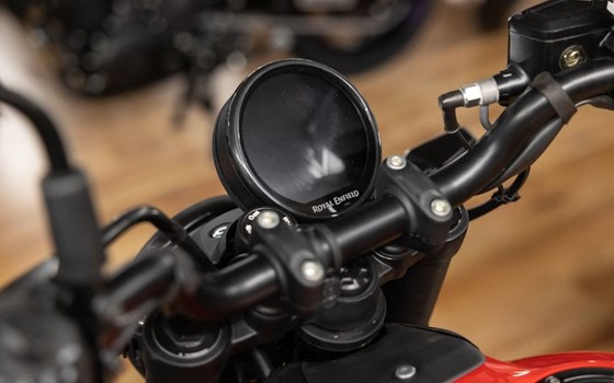 Neufahrzeug Royal Enfield Guerrilla 450 - Bild 16