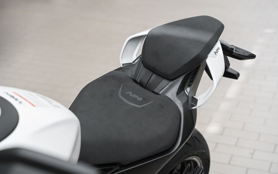 Neufahrzeug CFMOTO 675NK - Bild 11