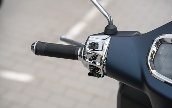 Neufahrzeug Vespa GTS 310 SuperTech - Bild 9