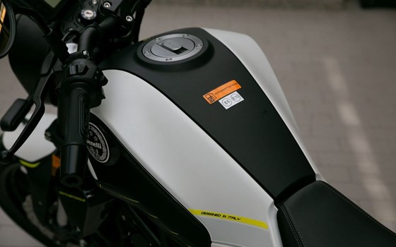 Gebrauchtmotorrad Benelli Leoncino 125 - Bild 13