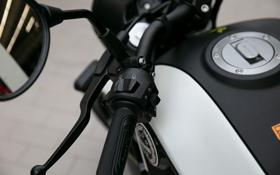 Gebrauchtmotorrad Benelli Leoncino 125 - Bild 15