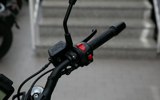 Gebrauchtmotorrad Benelli Leoncino 125 - Bild 16