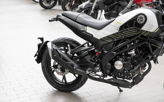 Gebrauchtmotorrad Benelli Leoncino 125 - Bild 5