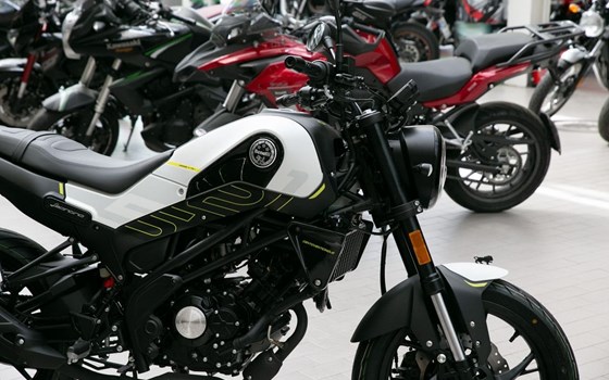 Gebrauchtmotorrad Benelli Leoncino 125 - Bild 6