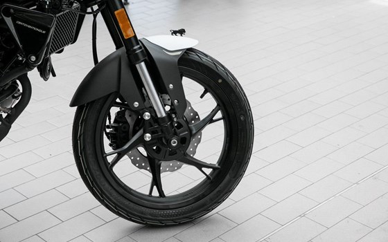 Gebrauchtmotorrad Benelli Leoncino 125 - Bild 7