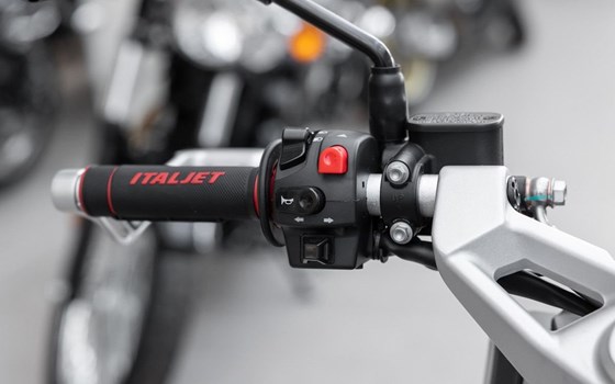 Neufahrzeug Italjet Dragster 125 - Bild 11