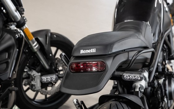 Neufahrzeug Benelli Leoncino 500 - Bild 9