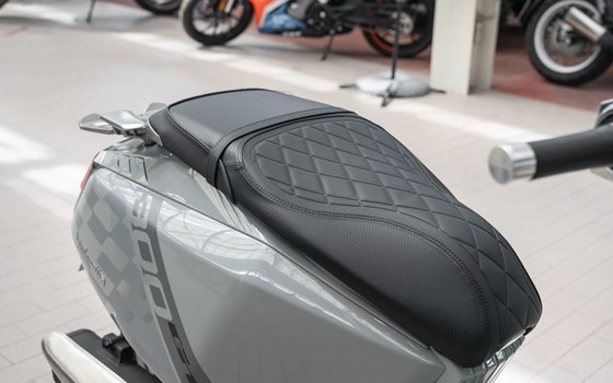 Neufahrzeug Lambretta X300 GT - Bild 12