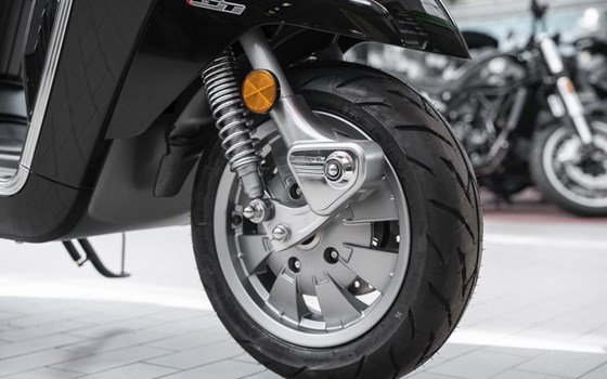 Neufahrzeug Lambretta X300 GT - Bild 13