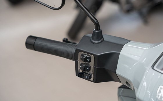 Neufahrzeug Lambretta X300 GP - Bild 8