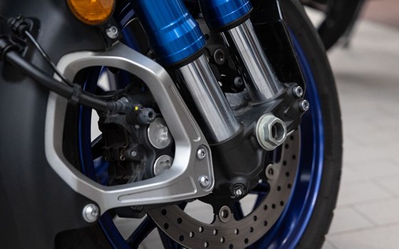 Gebrauchtmotorrad Yamaha Niken - Bild 15