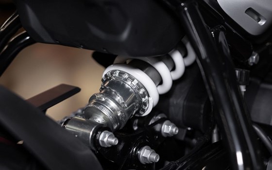 Neufahrzeug Royal Enfield Guerrilla 450 - Bild 16