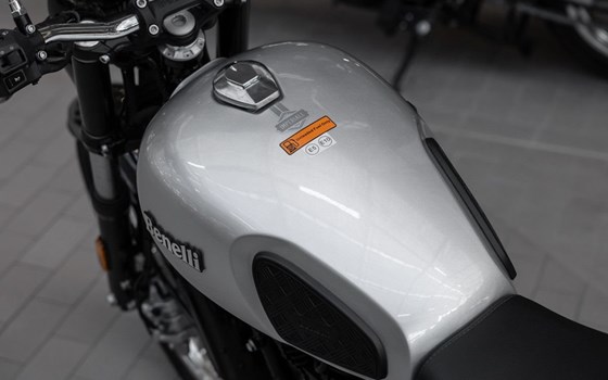 Neufahrzeug Benelli Imperiale 400 - Bild 11