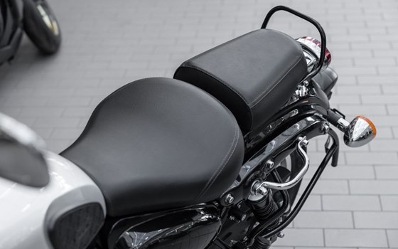 Neufahrzeug Benelli Imperiale 400 - Bild 12