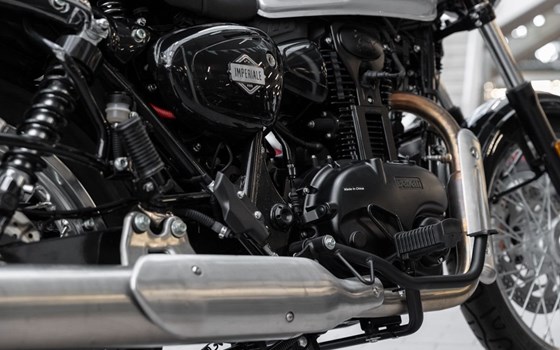 Neufahrzeug Benelli Imperiale 400 - Bild 19