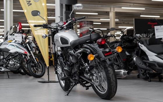 Neufahrzeug Benelli Imperiale 400 - Bild 5