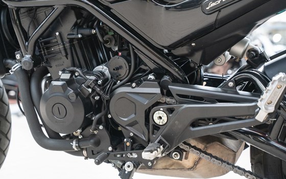 Gebrauchtmotorrad Benelli Leoncino 500 Trail - Bild 16