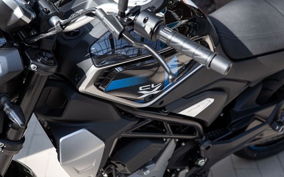 Neufahrzeug CFMOTO 300CL-X - Bild 7