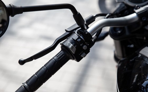 Neufahrzeug CFMOTO 300CL-X - Bild 9