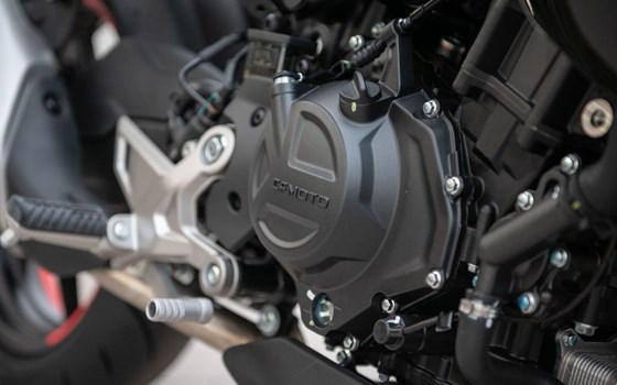 Neufahrzeug CFMOTO 450NK - Bild 10