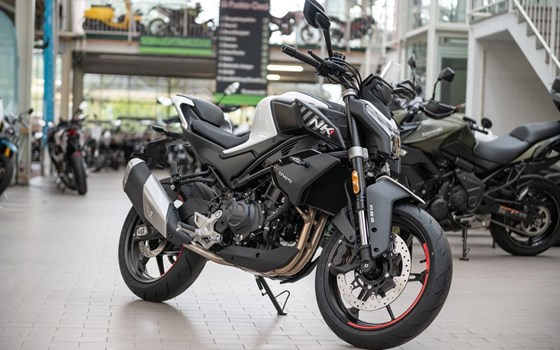 Neufahrzeug CFMOTO 450NK - Bild 3