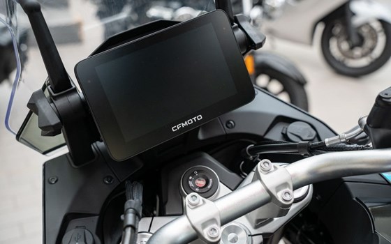 Gebrauchtmotorrad CFMOTO 800MT Sport - Bild 9