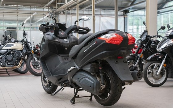 Gebrauchtmotorrad Sym MaxSym 400i - Bild 2