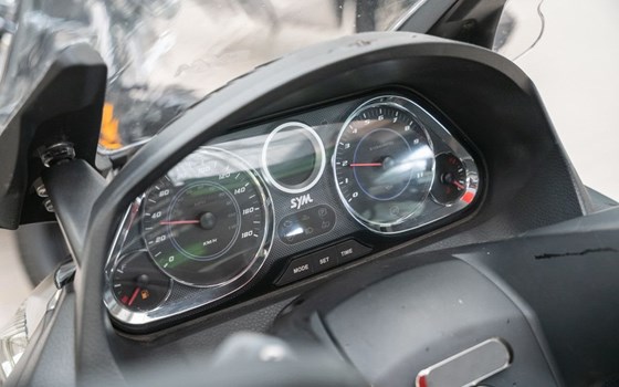 Gebrauchtmotorrad Sym MaxSym 400i - Bild 9