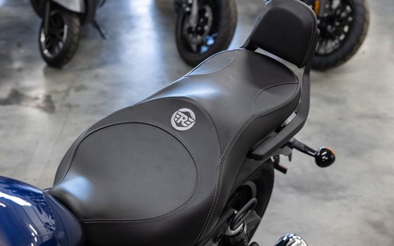 Neufahrzeug Royal Enfield Super Meteor 650 - Bild 11