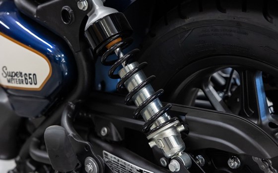 Neufahrzeug Royal Enfield Super Meteor 650 - Bild 13