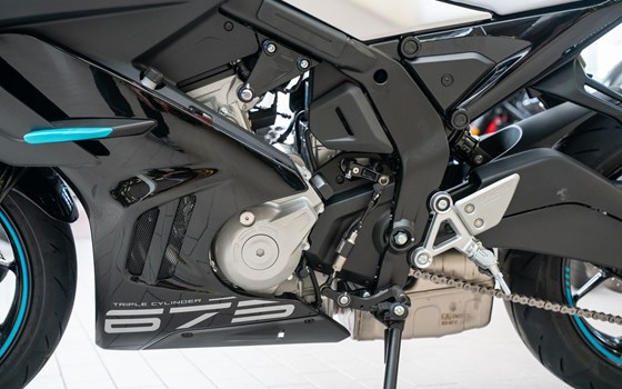 Neufahrzeug CFMOTO 675SR-R - Bild 15