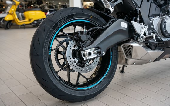 Neufahrzeug CFMOTO 675SR-R - Bild 21