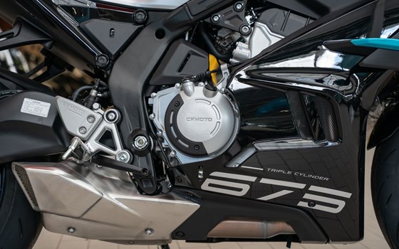 Neufahrzeug CFMOTO 675SR-R - Bild 23