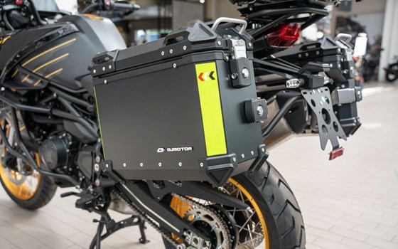 Neufahrzeug QJ Motor SRT 900 SX - Bild 15