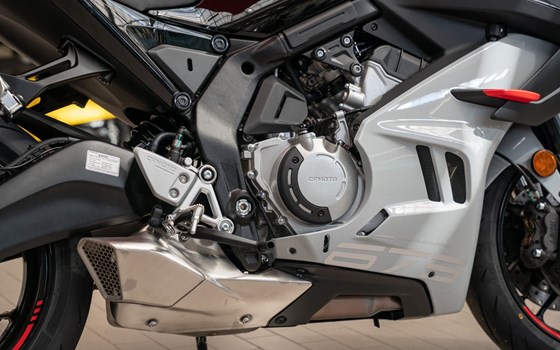 Neufahrzeug CFMOTO 675SR-R - Bild 21