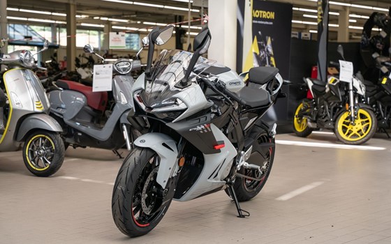 Neufahrzeug CFMOTO 675SR-R - Bild 3