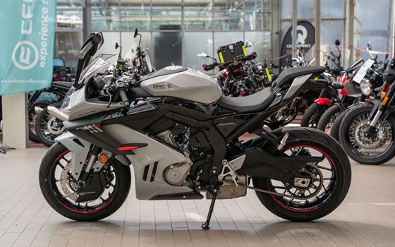 Neufahrzeug CFMOTO 675SR-R - Bild 4