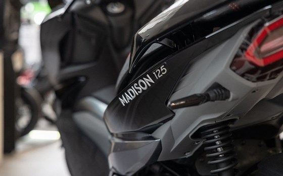 Neufahrzeug Malaguti Madison 125 - Bild 11