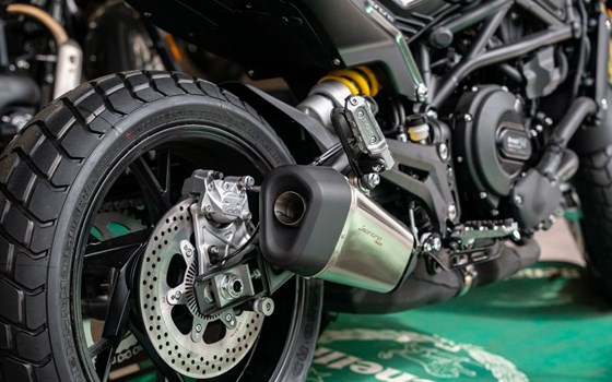 Neufahrzeug Benelli Leoncino 800 - Bild 21