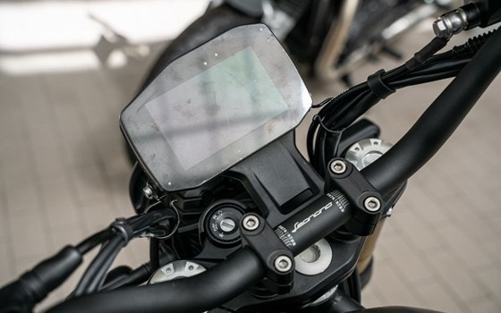 Neufahrzeug Benelli Leoncino 800 - Bild 8