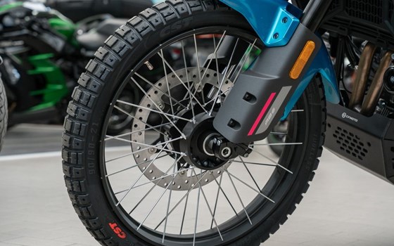 Neufahrzeug CFMOTO 450MT - Bild 12